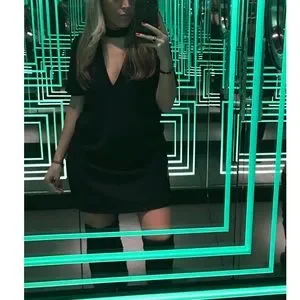 green emerald velvet dress Zara Emerald Choker | AMARIS JEWELS